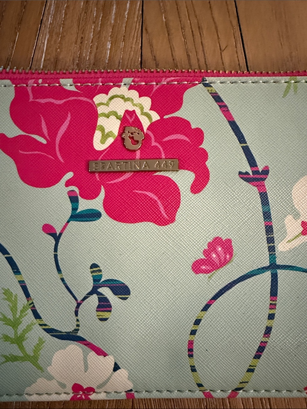Floral Spartina Pink and Teal Wristlet Clutch - Picture 4 of 6